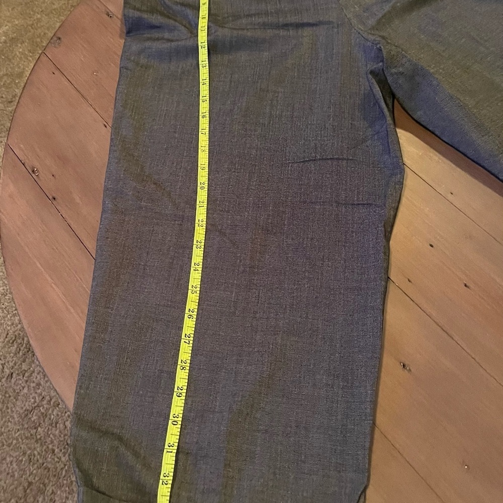 Women’s Gray Dress Pants​​ - Picture 7 of 8